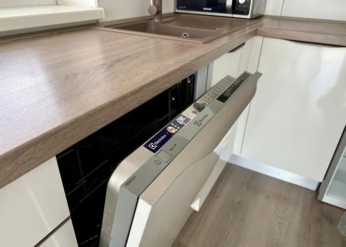 Simcity Vii I Downtown 24 7 W Parking And Terrace Apartament