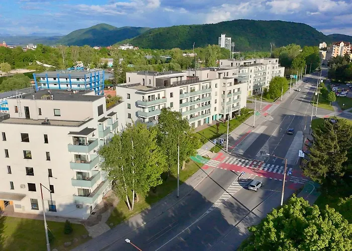 Apartament Simcity Vii I Downtown 24 7 W Parking And Terrace Bańska Bystrzyca